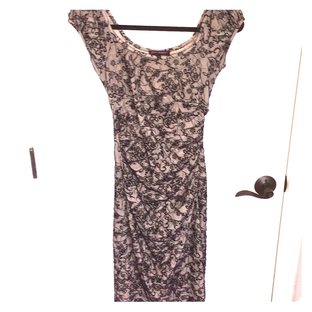Women’s dress